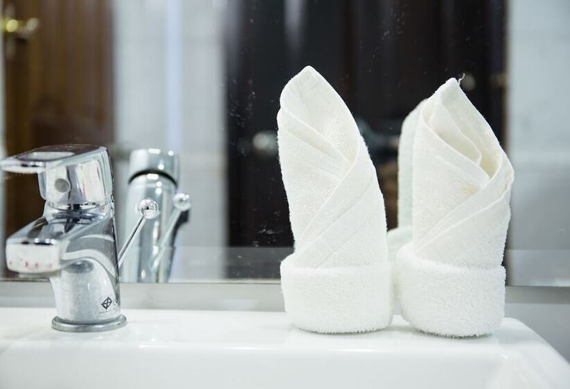 Номер Superior, Classy