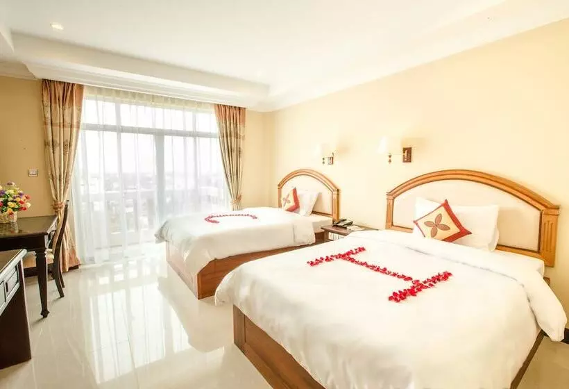 Quarto deluxe, Classy