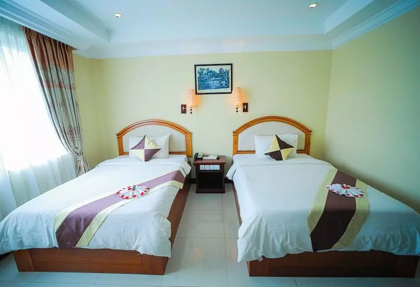 Quarto deluxe, Classy