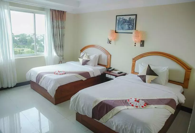 Quarto deluxe, Classy
