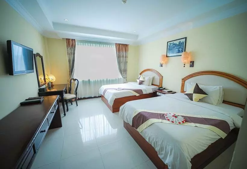 Quarto deluxe, Classy