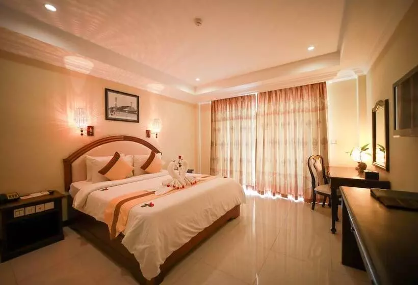 Quarto deluxe, Classy