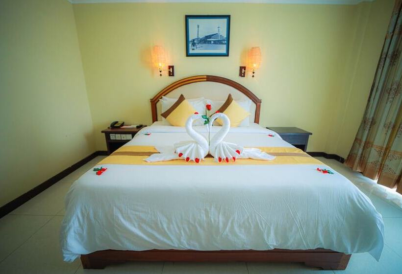 Номер Deluxe, Classy