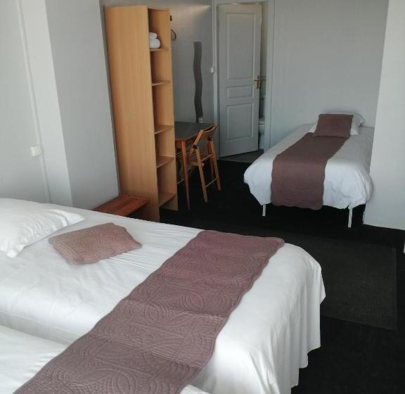 스탠다드 트리플 룸, D Orleans