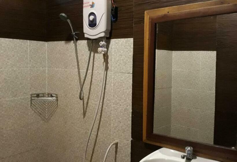 חדר סופריור, Laos Haven