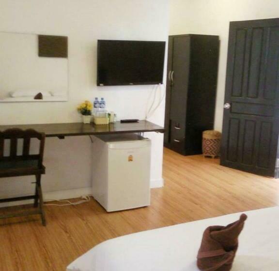 חדר סופריור, Laos Haven