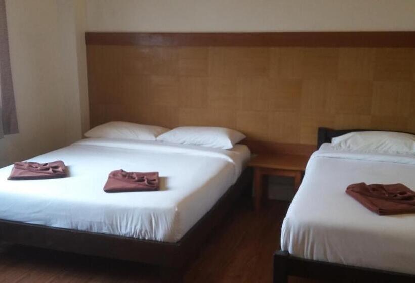 חדר משפחתי, Laos Haven