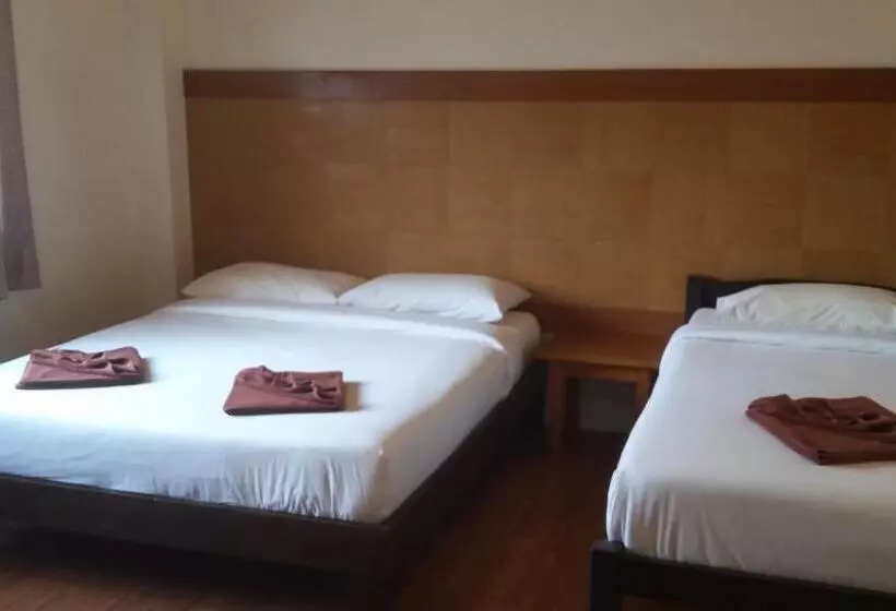 ファミリールーム, Laos Haven
