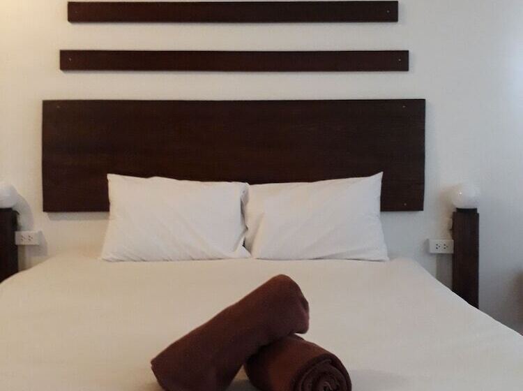 חדר סופריור, Laos Haven