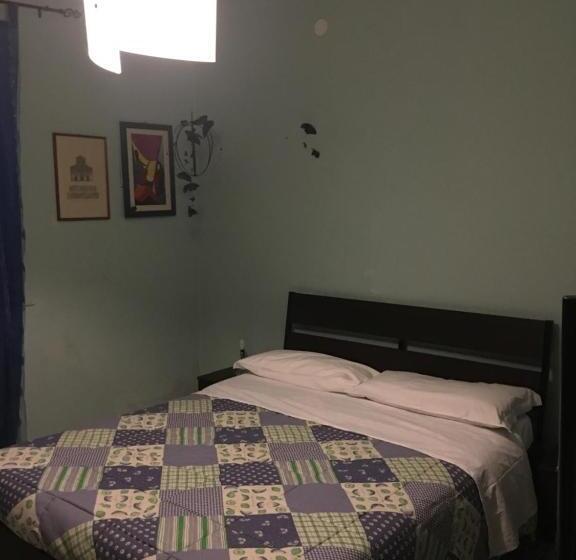 Economy Quadruple Room, Maison Dei Miracoli