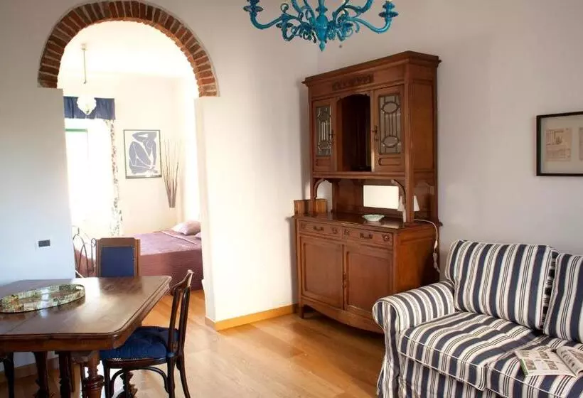 آپارتمان 1 خوابه با تراس, Maison Dei Miracoli