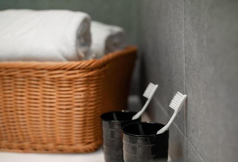 اتاق خانوادگی, Fu Hsiang