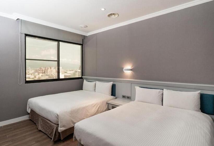 اتاق لوکس خانوادگی, Fu Hsiang