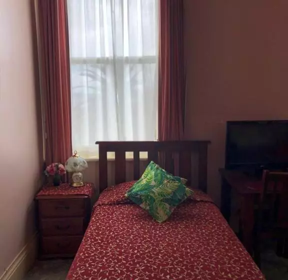 اتاق سهنفرۀ استاندارد با سرویس بهداشتی بیرون از اتاق, Albany Foreshore Guest House