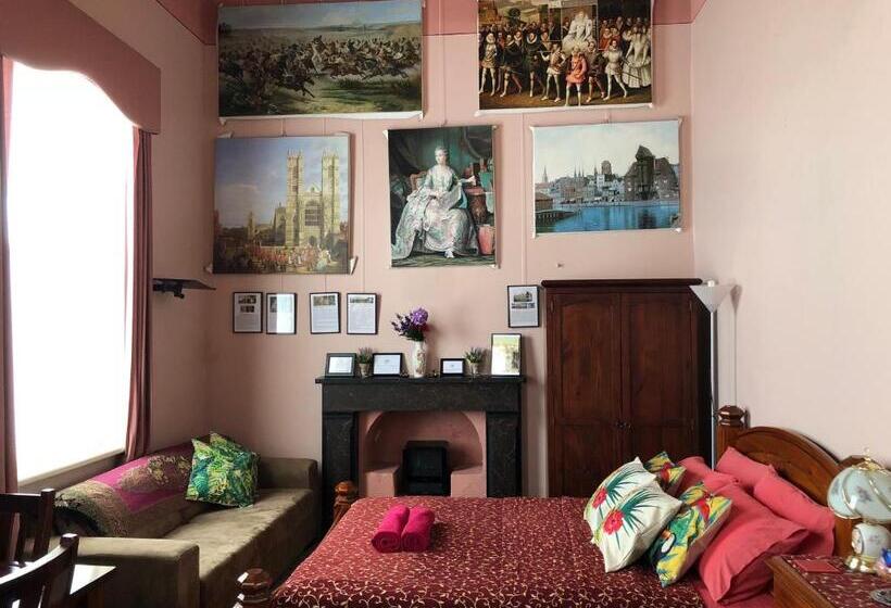 Стандартный внешний трехместный номер с ванной комнатой, Albany Foreshore Guest House