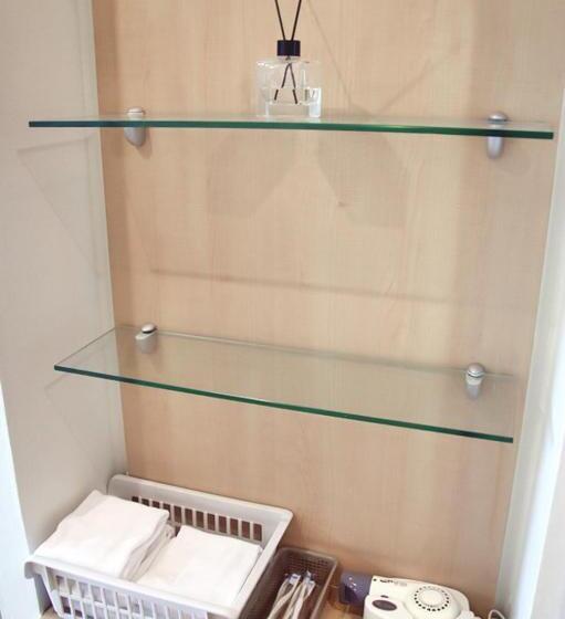 اتاق استاندارد سه نفره, Gogo House