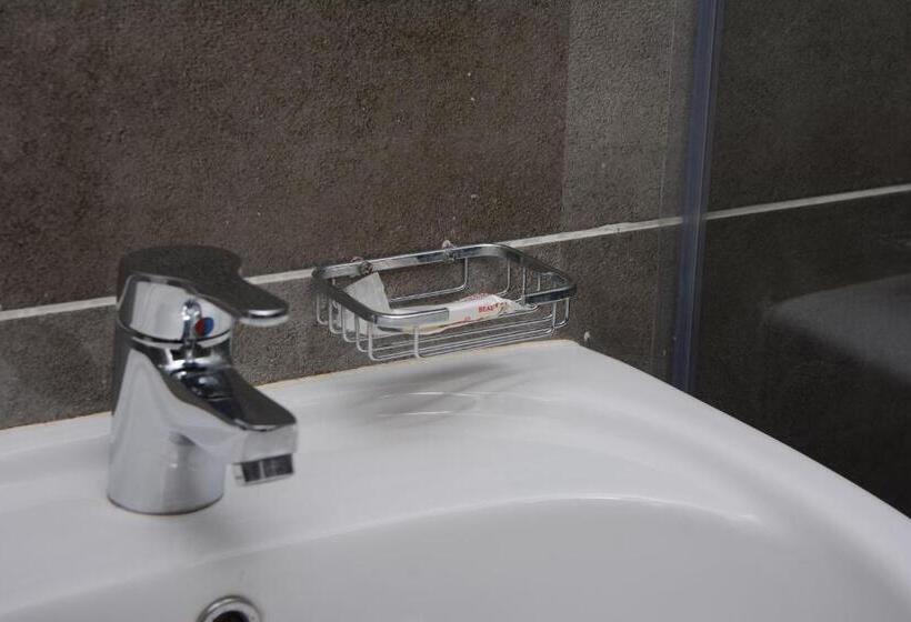 اتاق اکونومی یک تخته, Sakan 275