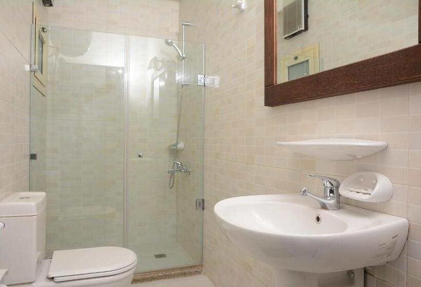 اتاق راحتی سه تخته, Sakan 275