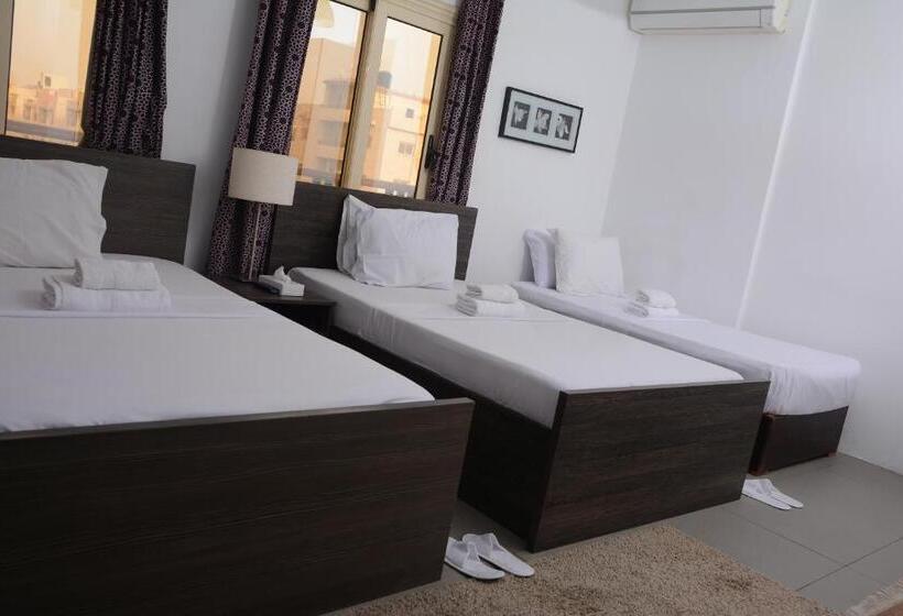 اتاق راحتی سه تخته, Sakan 275