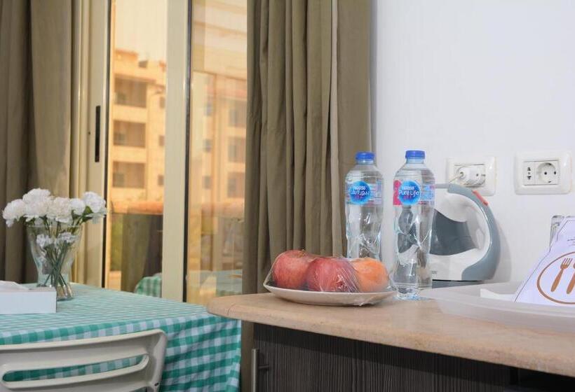 اتاق لوکس با بالکن, Sakan 275