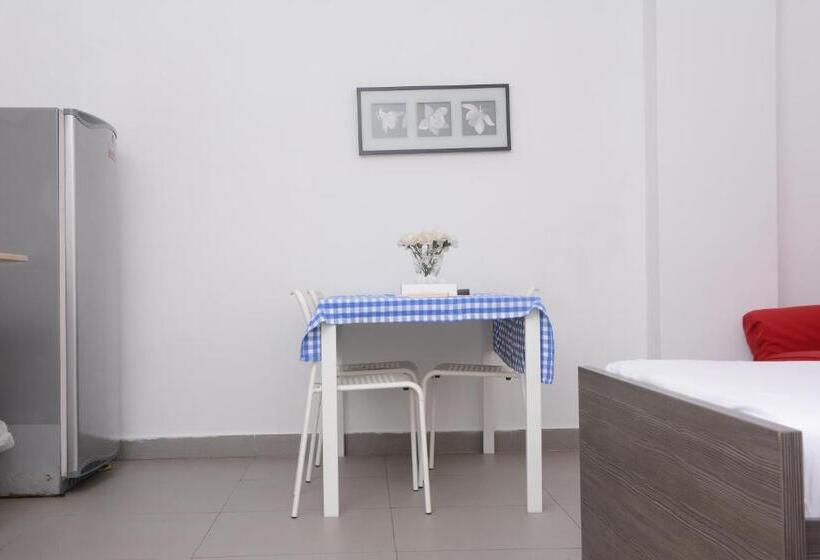 اتاق راحتی سه تخته, Sakan 275