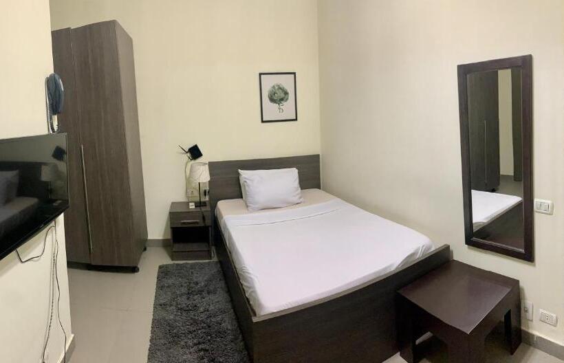 اتاق استاندارد یک تخته با بالکن, Sakan 275