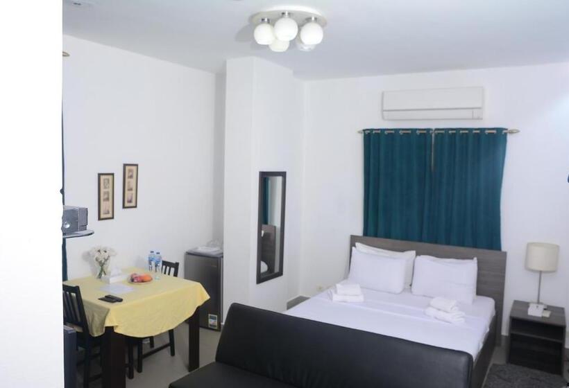 اتاق لوکس, Sakan 275