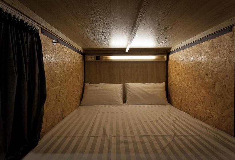 تختخواب در اتاق مشترک, Ximen Wow Hostel