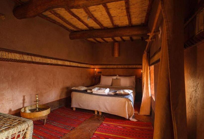 غرفة قياسية, Kasbah Tebi