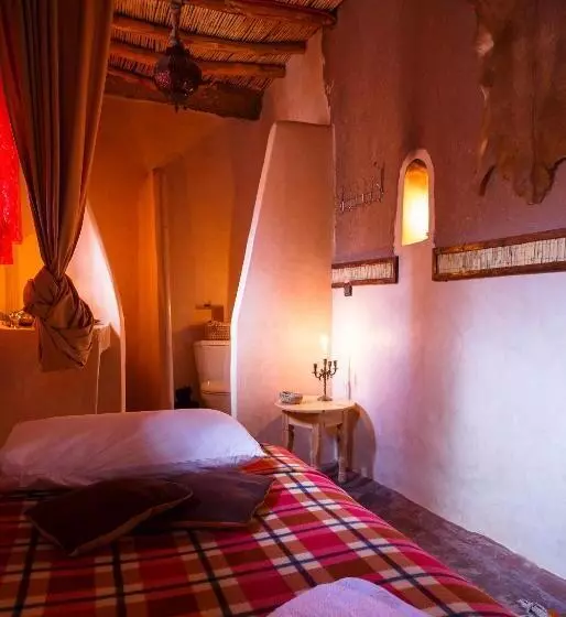 اتاق لوکس یک تخته, Kasbah Tebi