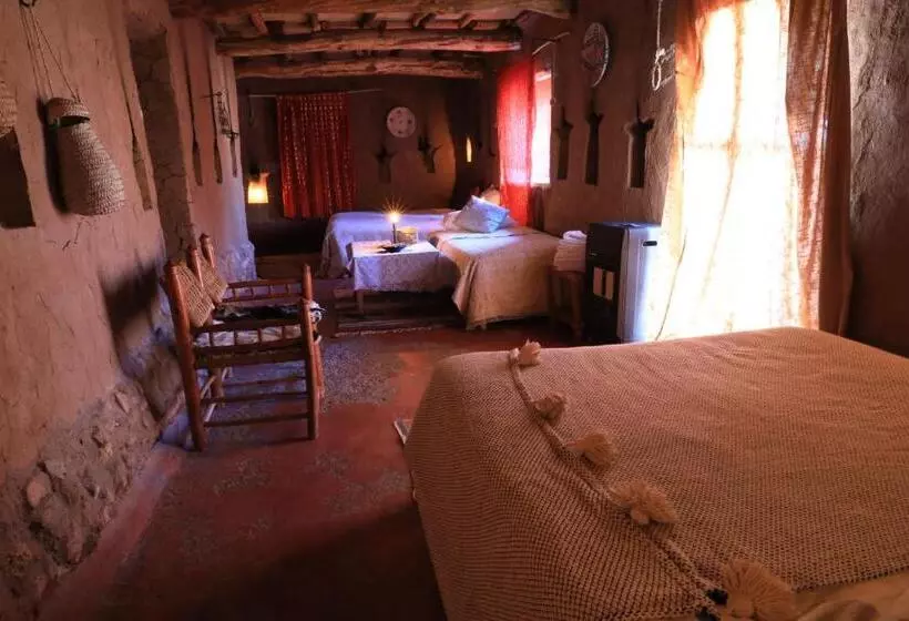 سوییت خانوادگی, Kasbah Tebi