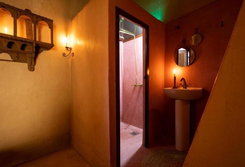 غرفة ديلوكس, Kasbah Tebi