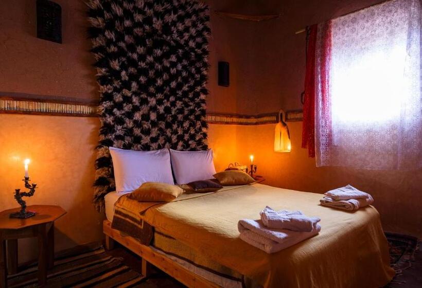 غرفة ديلوكس عائلية, Kasbah Tebi