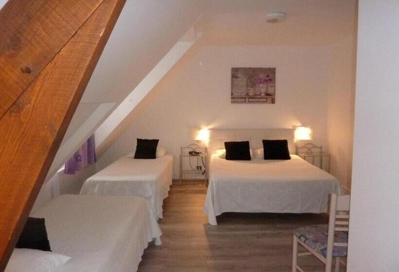 Четырехместный Номер Economy, A La Renommee