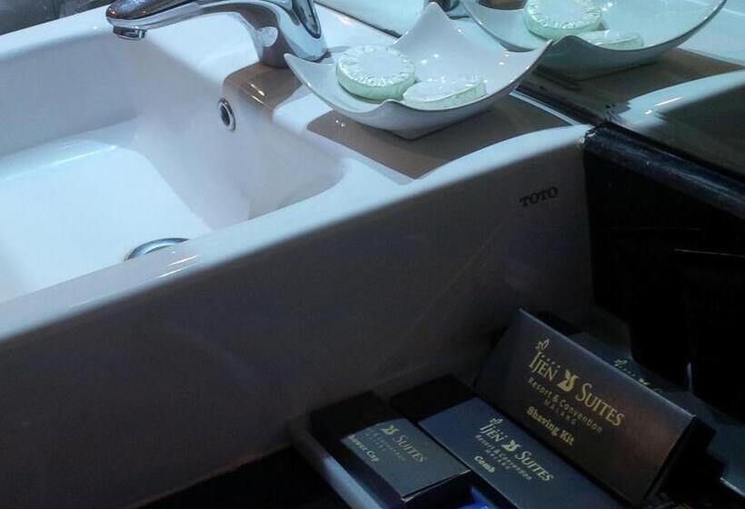 Номер Superior, Ijen Suites Resort & Convention