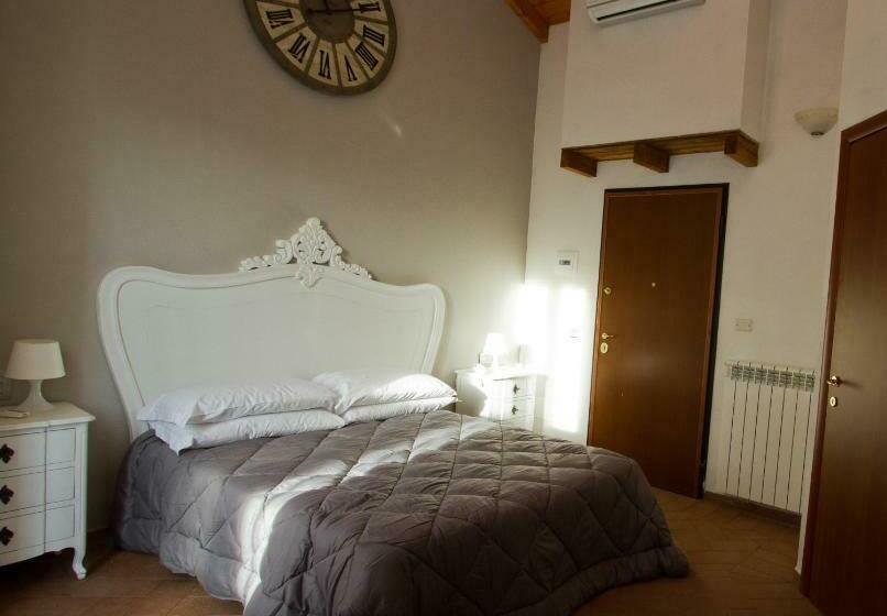 标准间, Il Casale Del Giglio