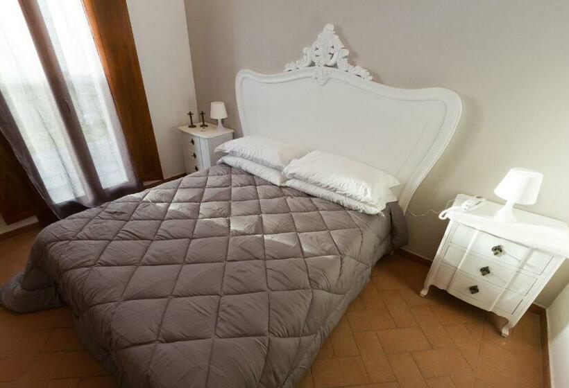 标准间, Il Casale Del Giglio