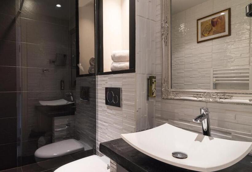 Номер Комфорт, Mas Des Romarins, The Originals Relais