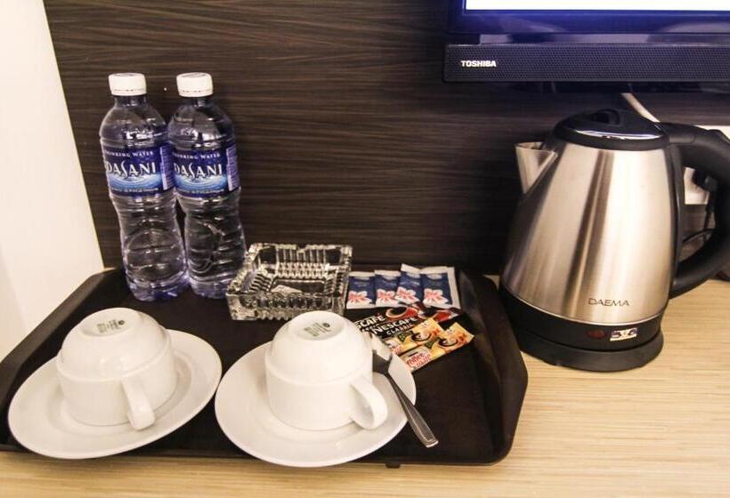 اتاق لوکس با تخت بزرگ, Uptown Hotel Seremban