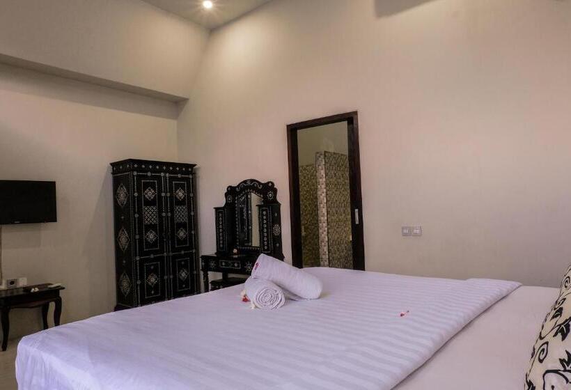 بنجلو قياسى, Jm Hotel Kuta Lombok