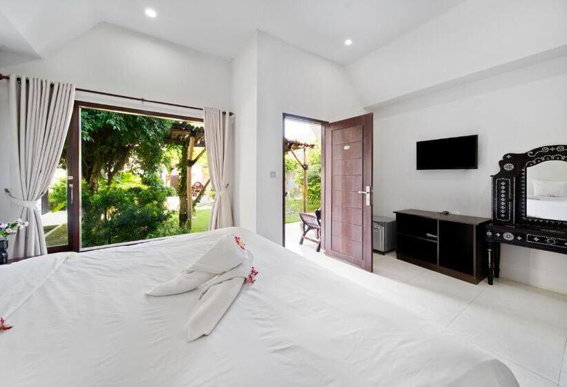 بنجلو قياسى, Jm Hotel Kuta Lombok