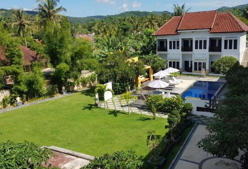 Номер Superior Вид на Бассейн, Jm Hotel Kuta Lombok
