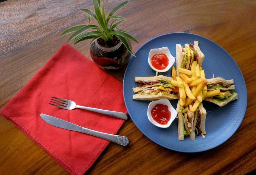 بنجلو قياسى, Jm Hotel Kuta Lombok