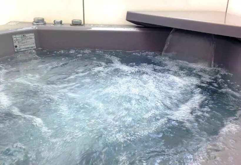 سوئیت با وان آب گرم, K S House Kanazawa  Travelers Hostel