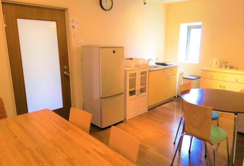 سوئیت با وان آب گرم, K S House Kanazawa  Travelers Hostel