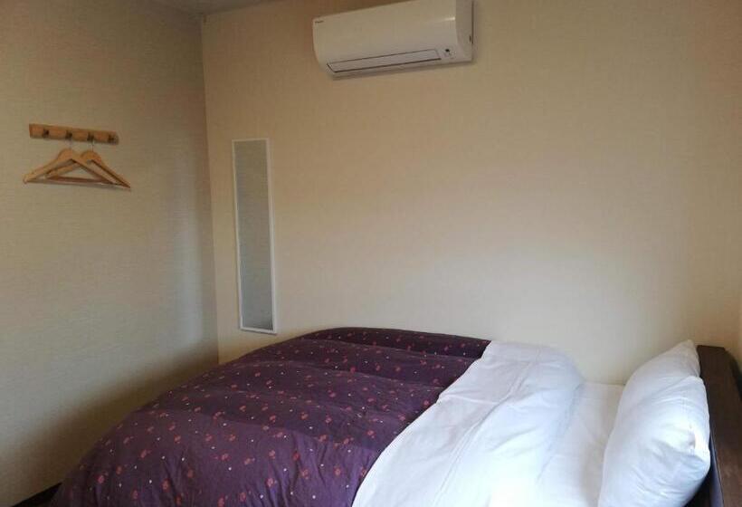 اتاق چهار تخته با دستشویی مشترک, K S House Kanazawa  Travelers Hostel