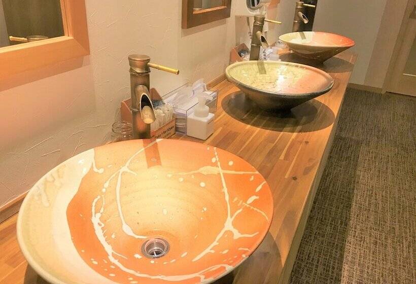 تختخواب در اتاق مشترک, K S House Kanazawa  Travelers Hostel