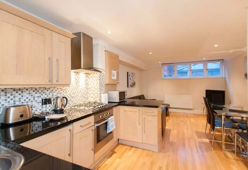 آپارتمان 2 خوابه, London Serviced Apartments