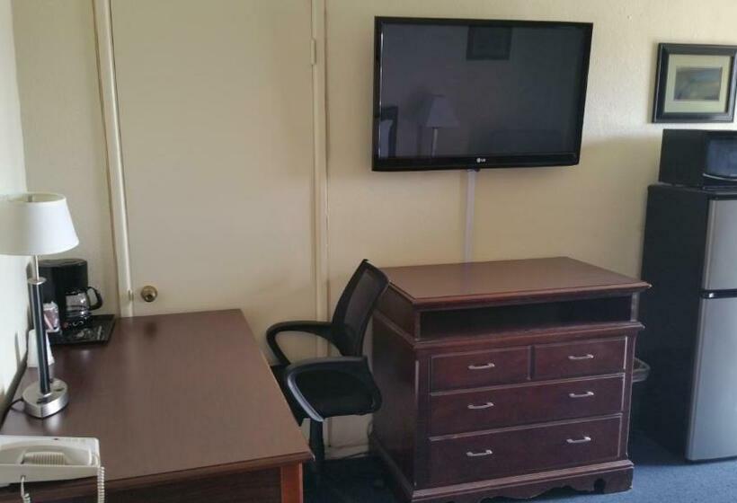 キングサイズベッドのスタンダードルーム, Budget Inn Mojave