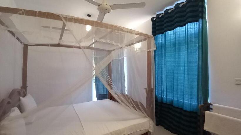 Номер Стандарт Вид на Сад, Nooit Gedacht Holiday Resort Unawatuna